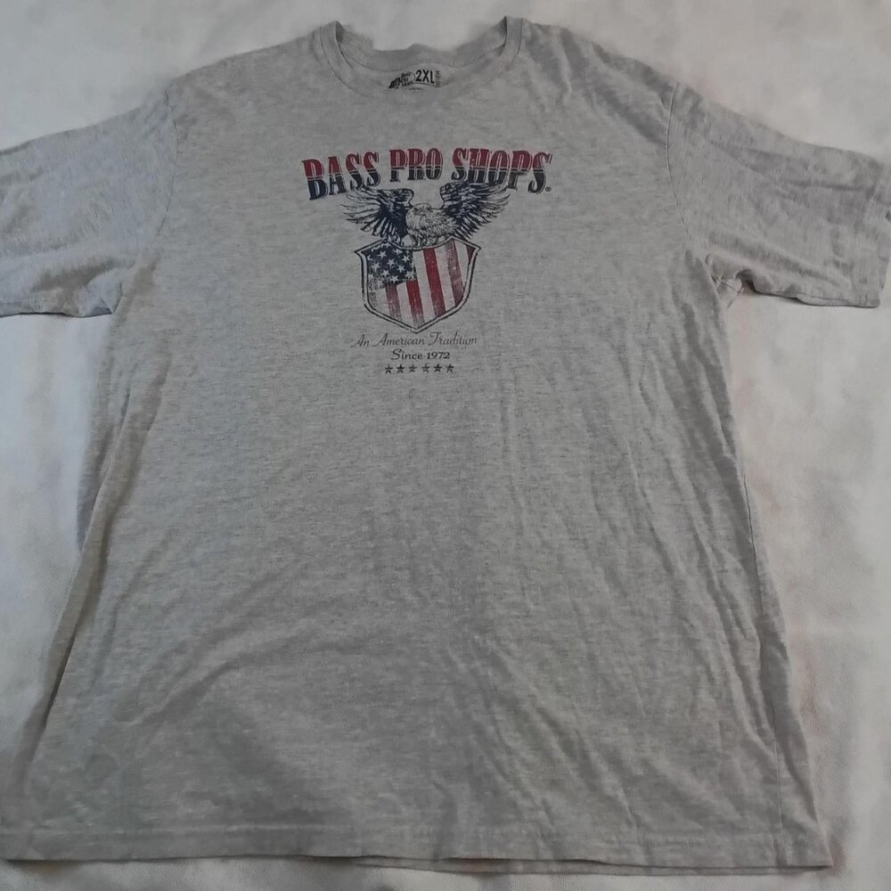 Bass Pro Shops T-Shirt 2XL American Tradition Cotton Poly Blend